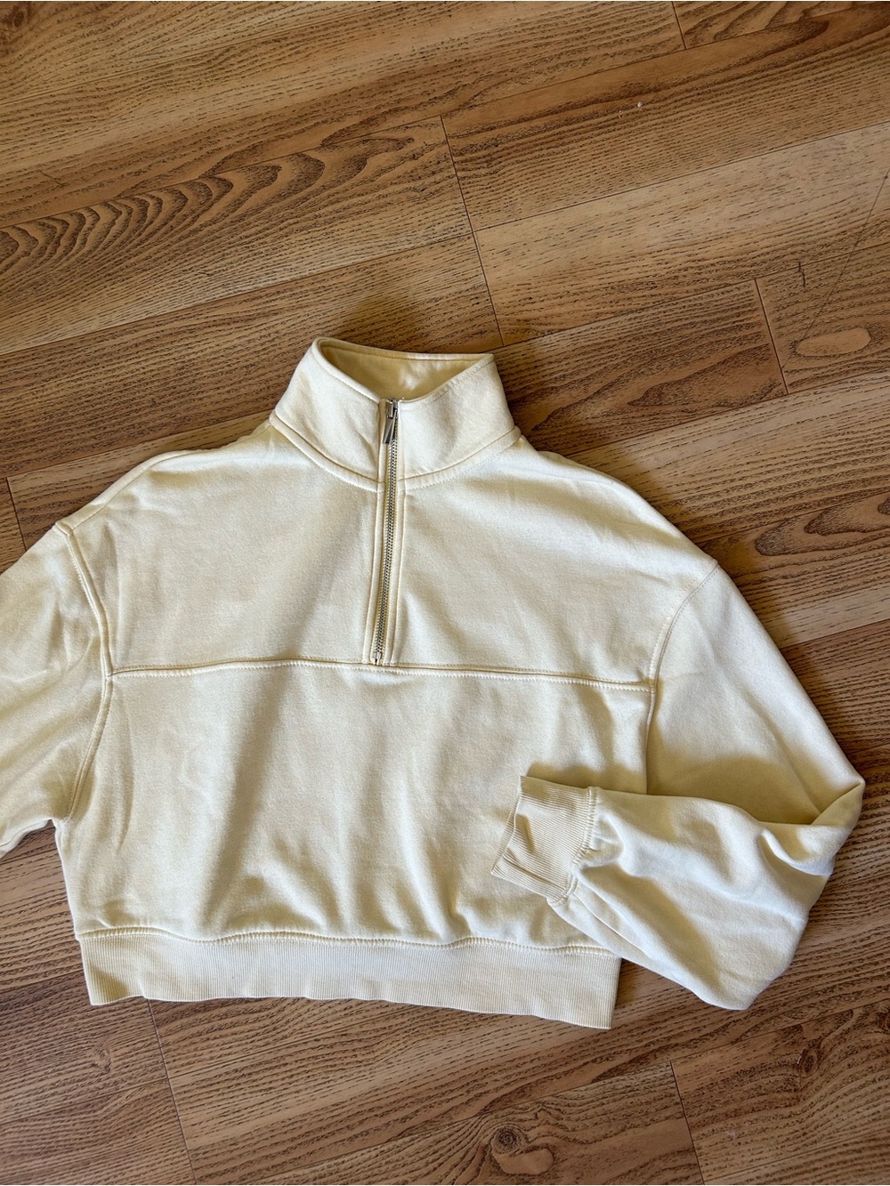 H&M Cream Cropped Half-Zip Pullover